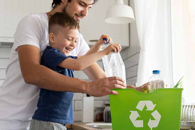 Tarea Montessori botar la basura